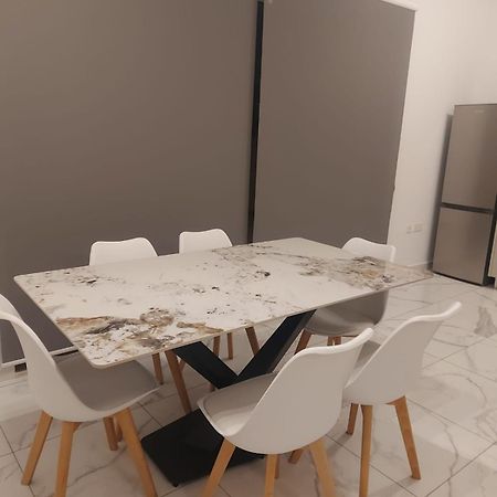 Central Apartment In Swieqi Is-Swieqi Ngoại thất bức ảnh